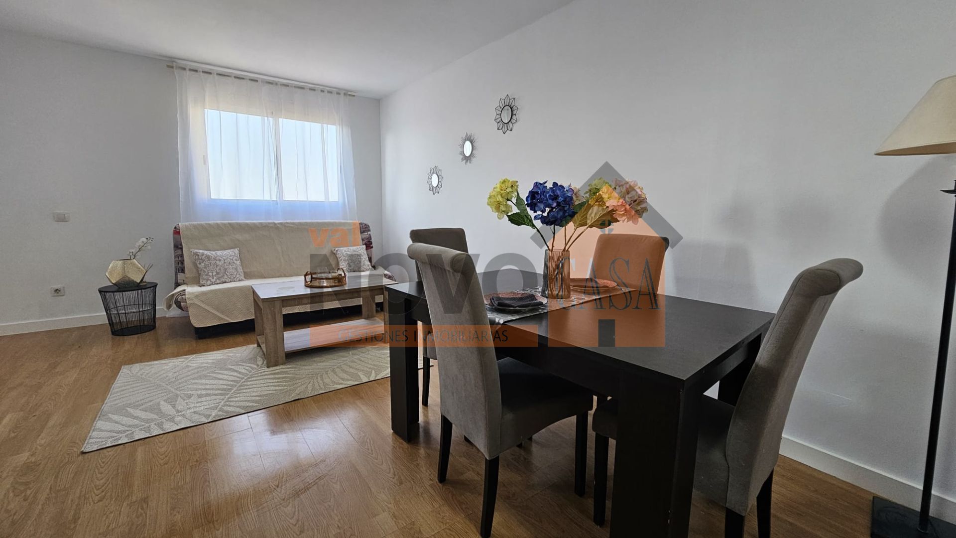 Living room of Attic for sale in Silla  with Air Conditioner, Terrace and Community pool