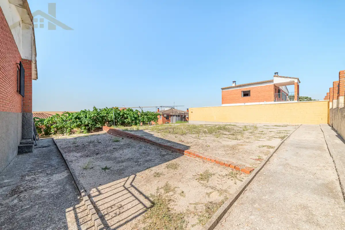 Casa o chalet en venta en El Álamo con Jardín privado, Amueblado y Balcón