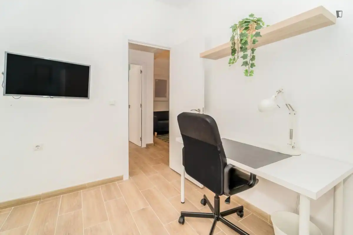 Dormitori de Apartament per a compartir en Valladolid Capital amb Calefacció, Moblat i Rentadora