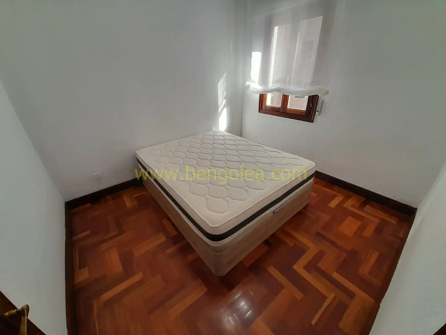 Bedroom of Flat for sale in Kabiezes