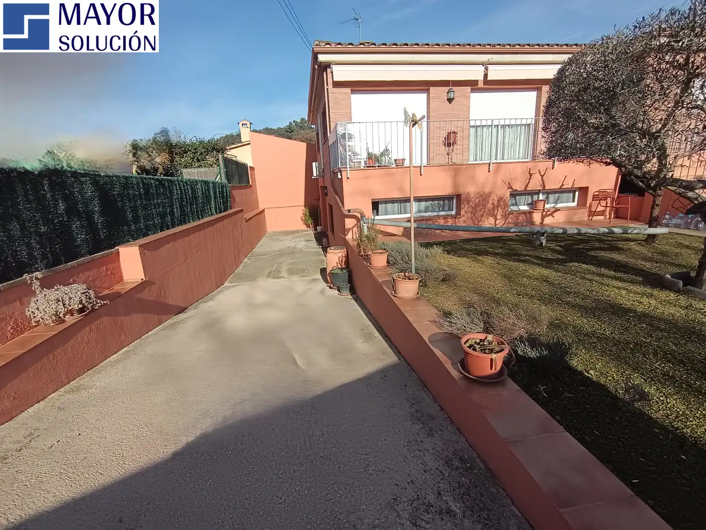 Casa con terrazza in vendita a Medinyà