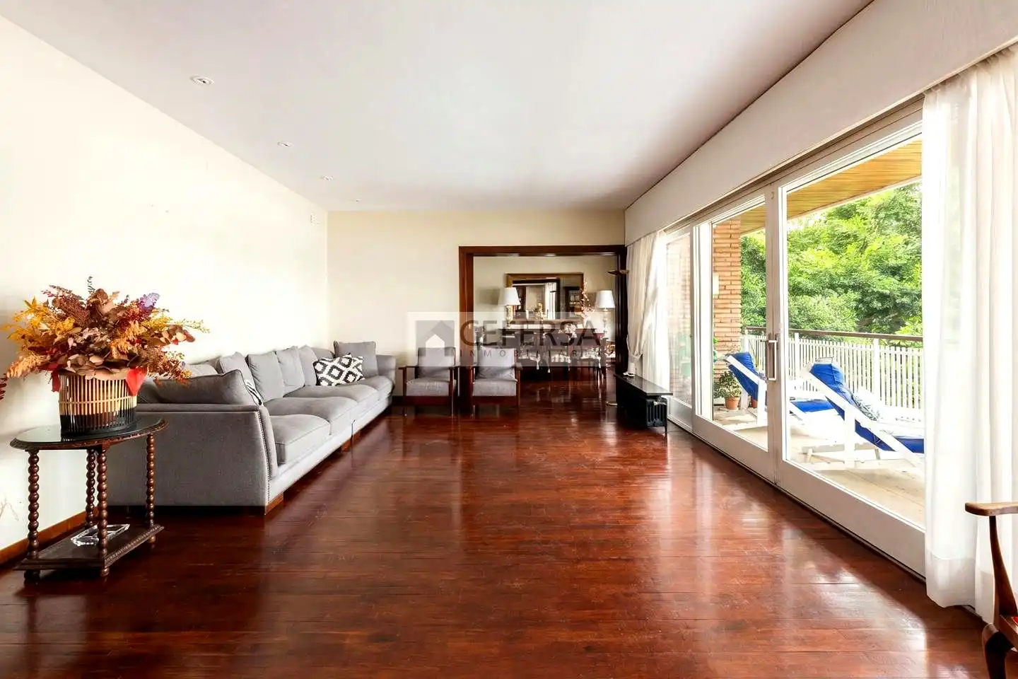Wohnzimmer von Wohnung zum Verkauf in Barcelona mit Heizung, Parkett und Terrasse