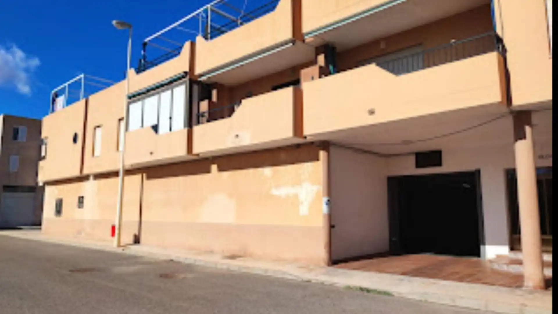 Vista exterior de Garaje en venta en Lújar