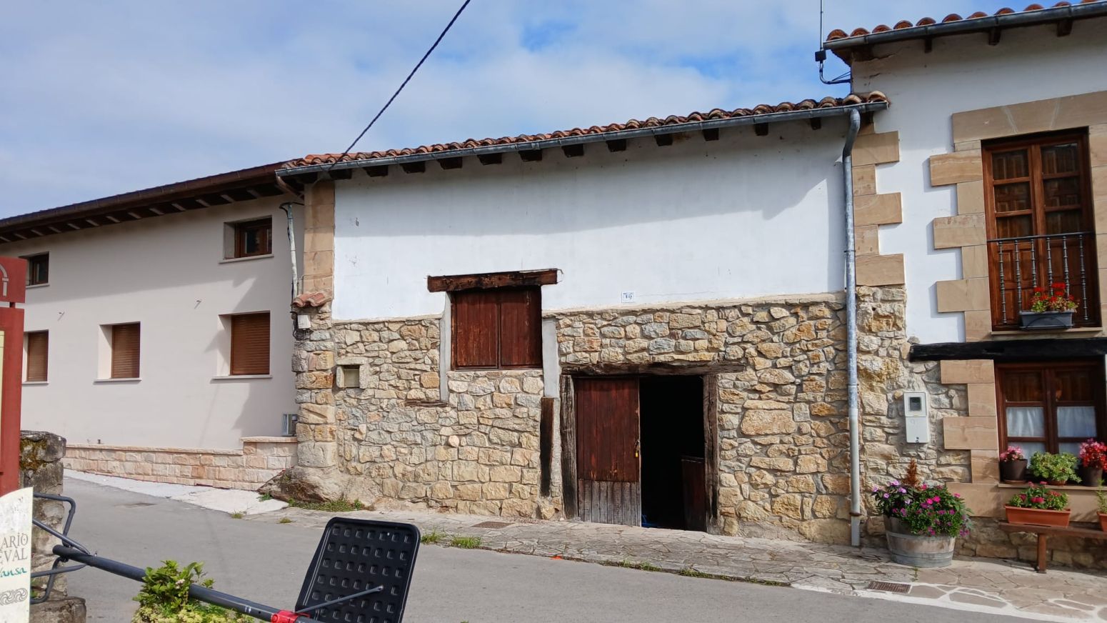 Exterior view of House or chalet for sale in Valdáliga