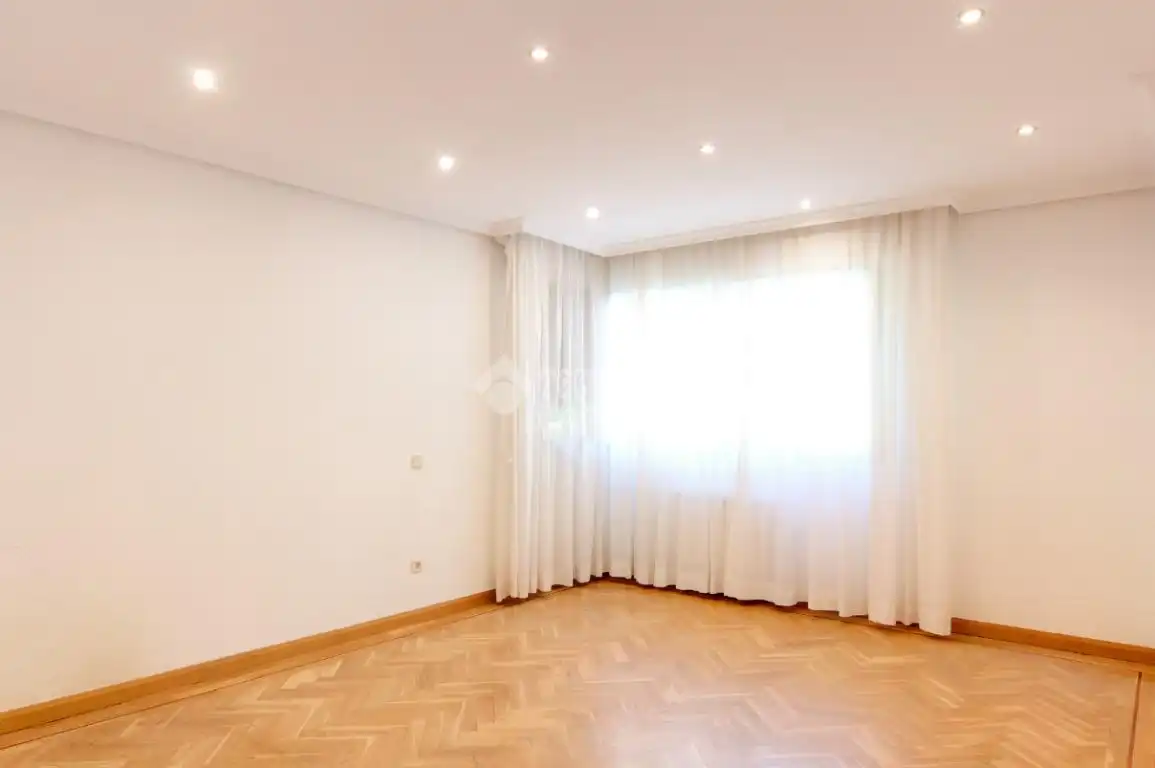 Flat with pool for sale in Barajas, imagen 8