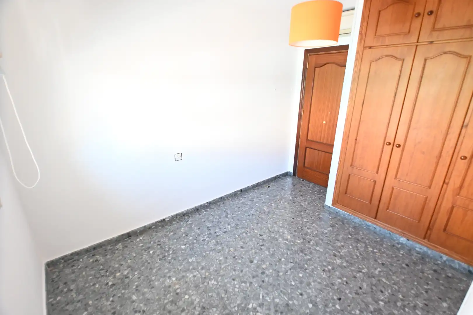 Habitación de Casa adosada en venta en Churriana de la Vega con Aire acondicionado, Terraza y Trastero