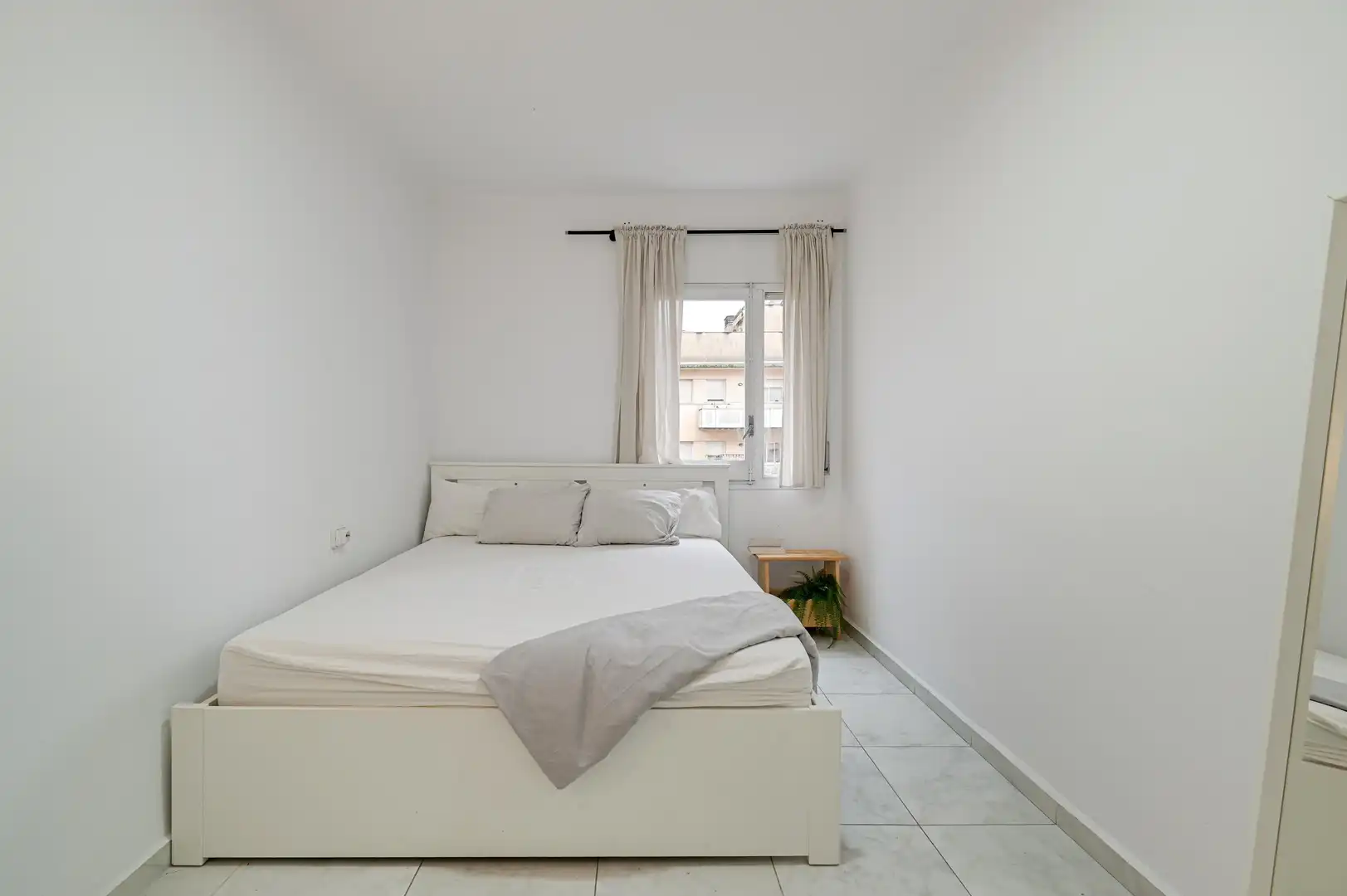 Apartments for sale in Passeig dels Països Catalans, 24, Veïnat