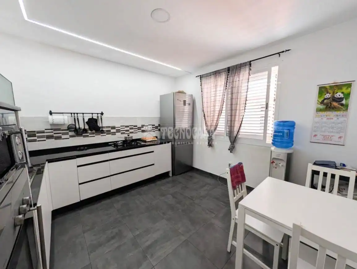 Cocina de Casa adosada en venta en Telde con Terraza y Balcón