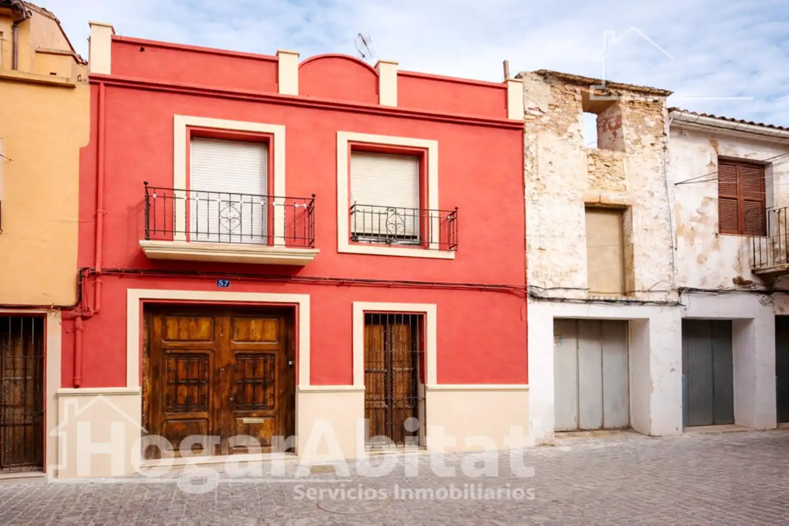 Vista exterior de Casa o chalet en venta en Sagunto / Sagunt con Terraza