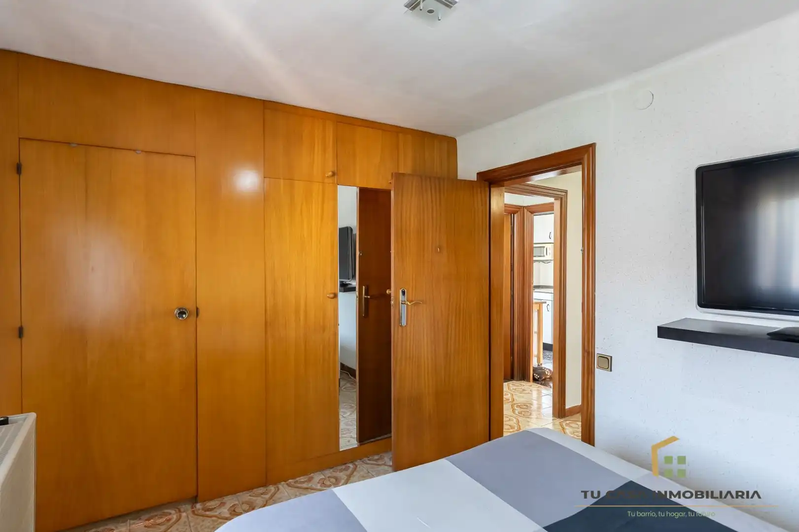Schlafzimmer von Wohnung zum Verkauf in Badalona mit Klimaanlage