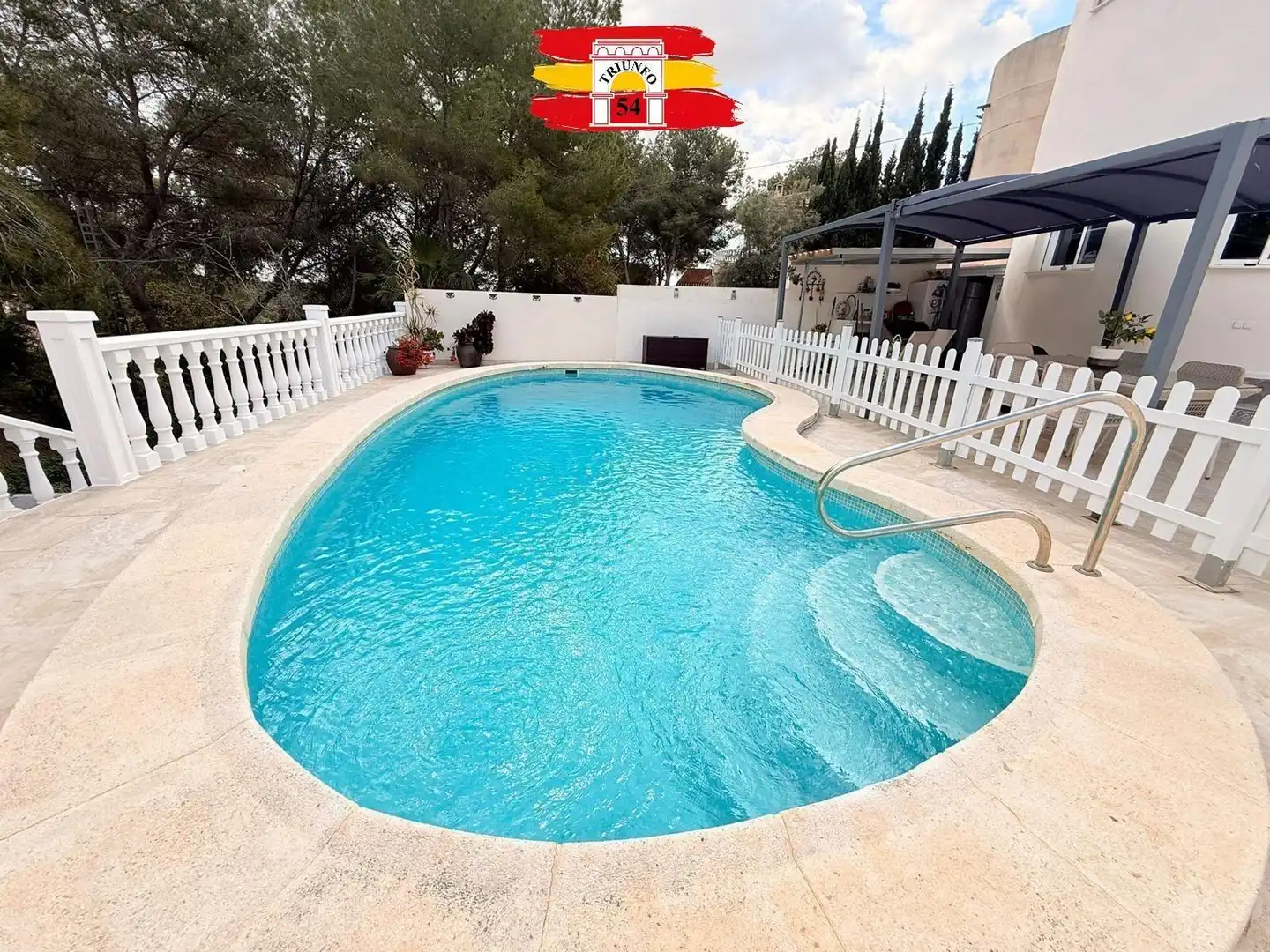 Schwimmbecken von Haus oder Chalet zum Verkauf in Pilar de la Horadada mit Klimaanlage, Privatgarten und Schwimmbad