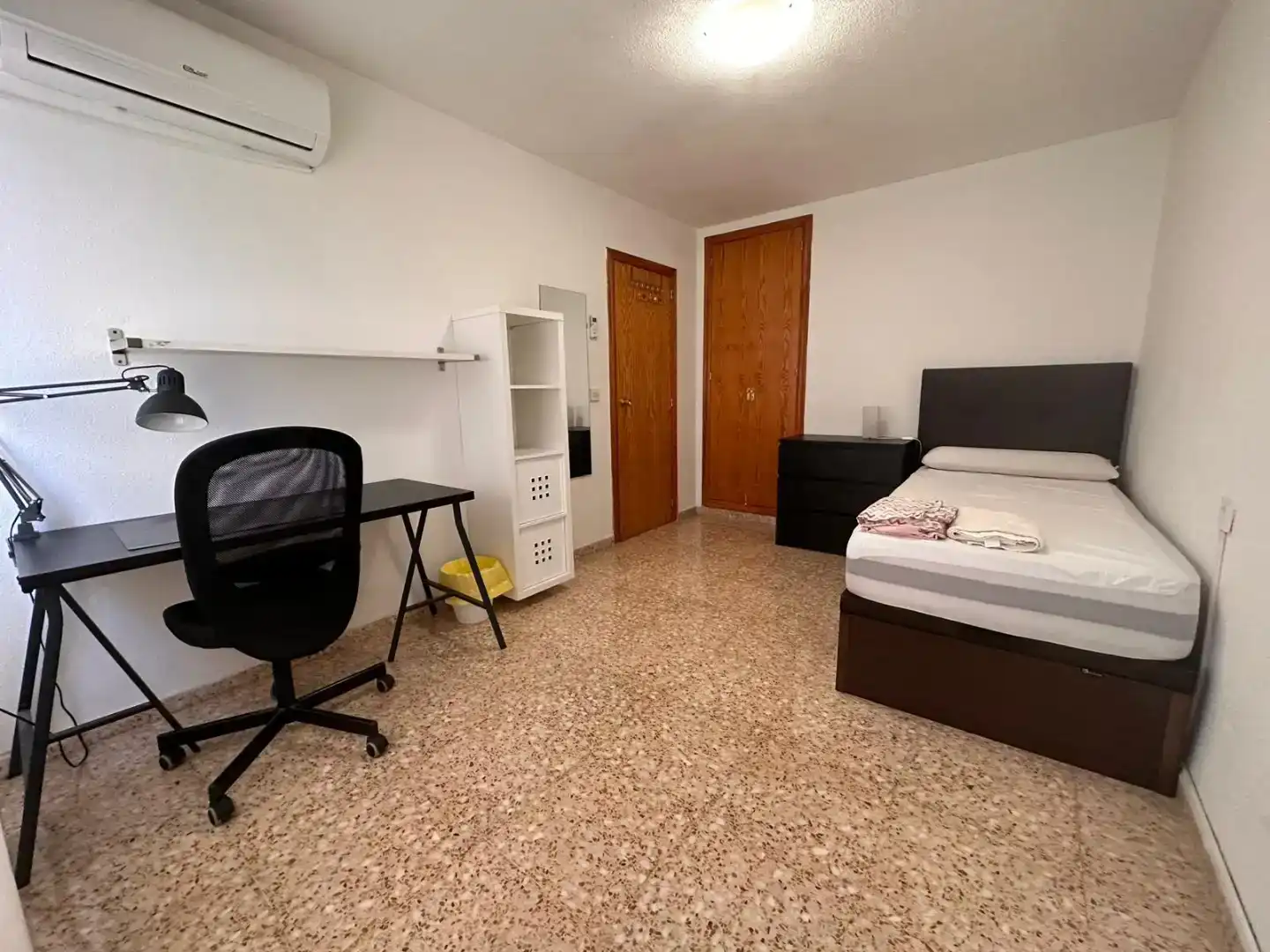 Dormitori de Dúplex de lloguer en San Vicente del Raspeig / Sant Vicent del Raspeig amb Aire condicionat i Balcó