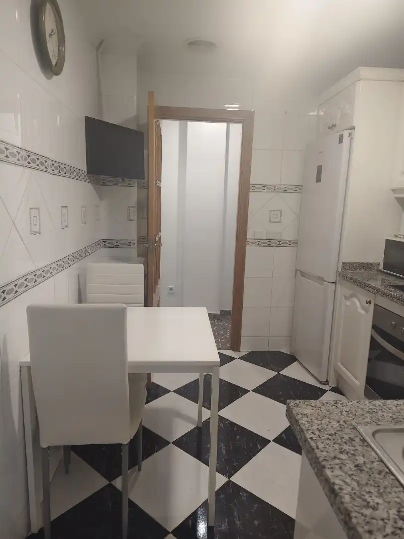 Pis de lloguer a Carrer del Capità Antoni Mena, Sector V