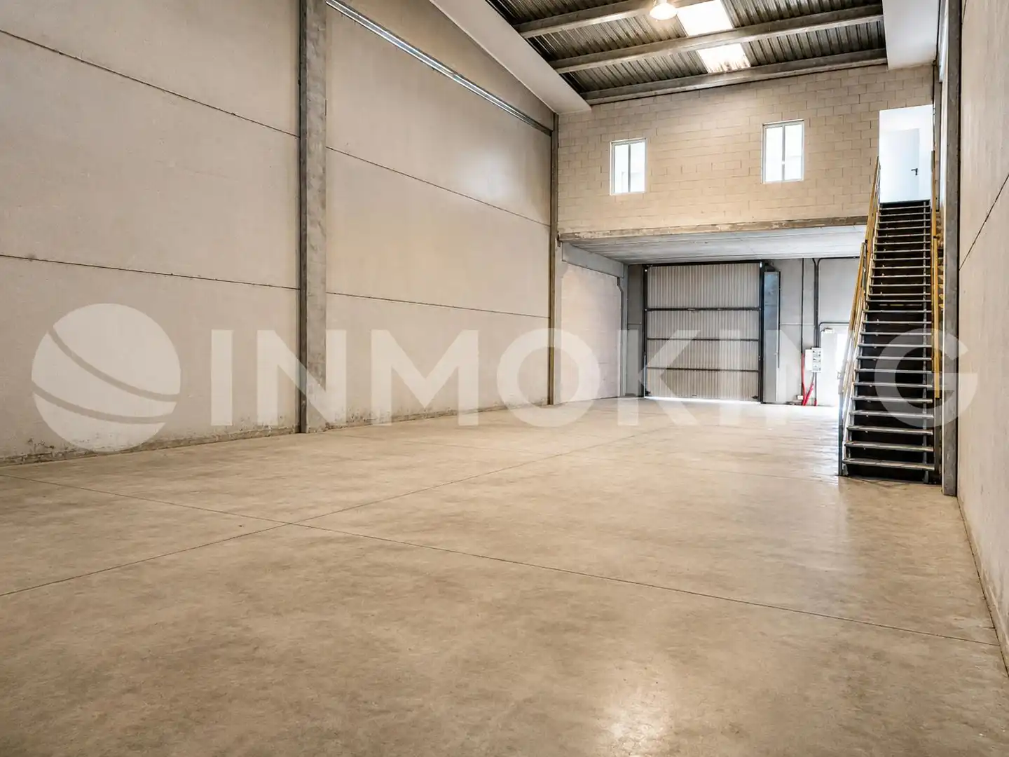 Nave industrial de alquiler en Alcalá de Henares con Calefacción