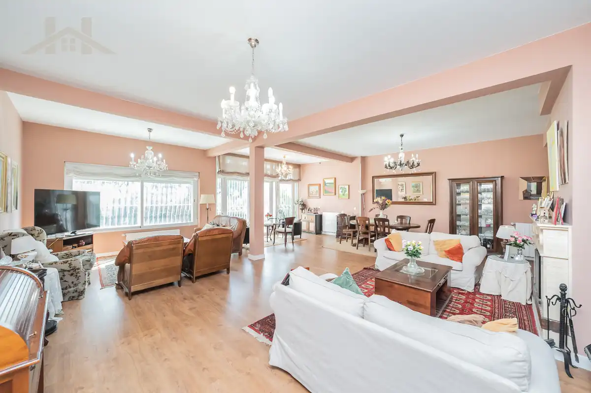 Sala de estar de Casa adosada en venta en Las Rozas de Madrid