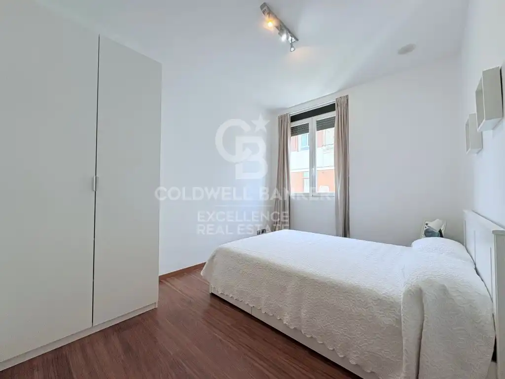 Habitación de Piso de alquiler en Valencia con Aire acondicionado, Amueblado y Horno