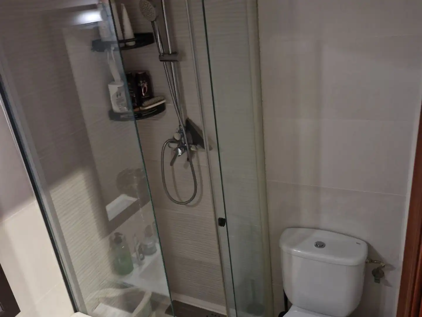 Bany de Pis en venda en Tossa de Mar amb Aire condicionat, Terrassa i Balcó
