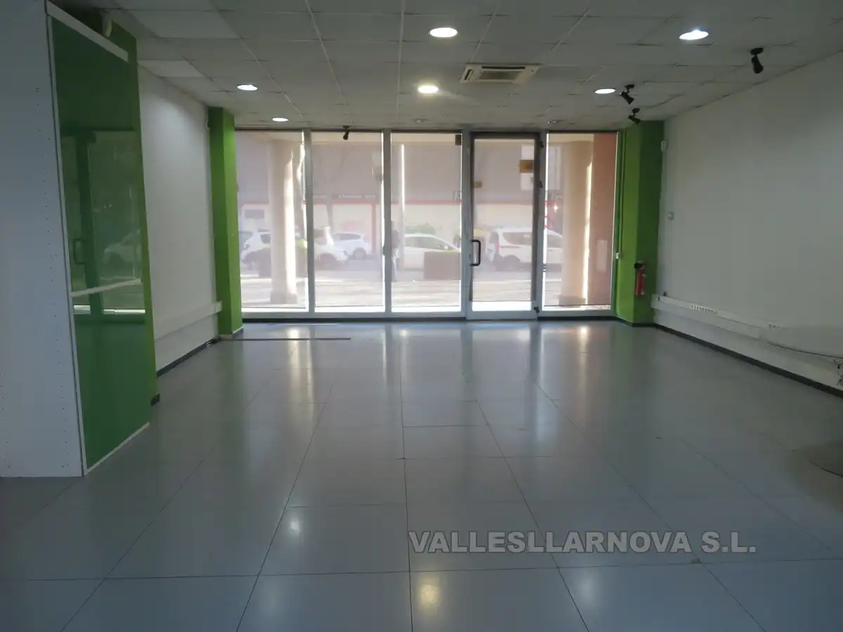 Local comercial en venta en Can Borrell, imagen 4