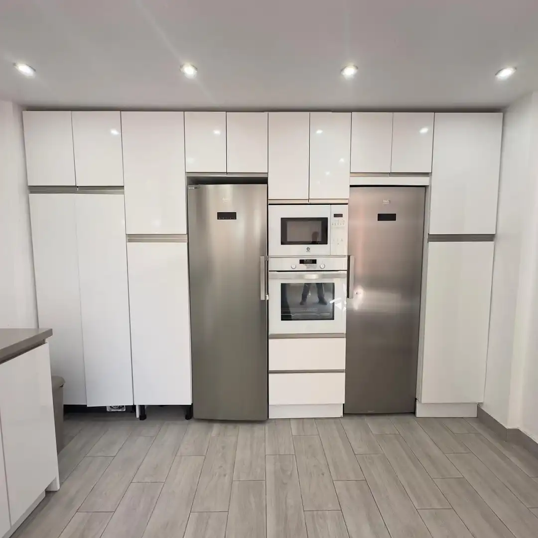 Cocina de Piso en venta en La Línea de la Concepción
