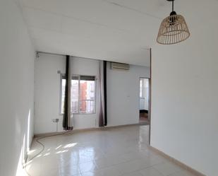 Living room of Attic for sale in L'Hospitalet de Llobregat  with Balcony
