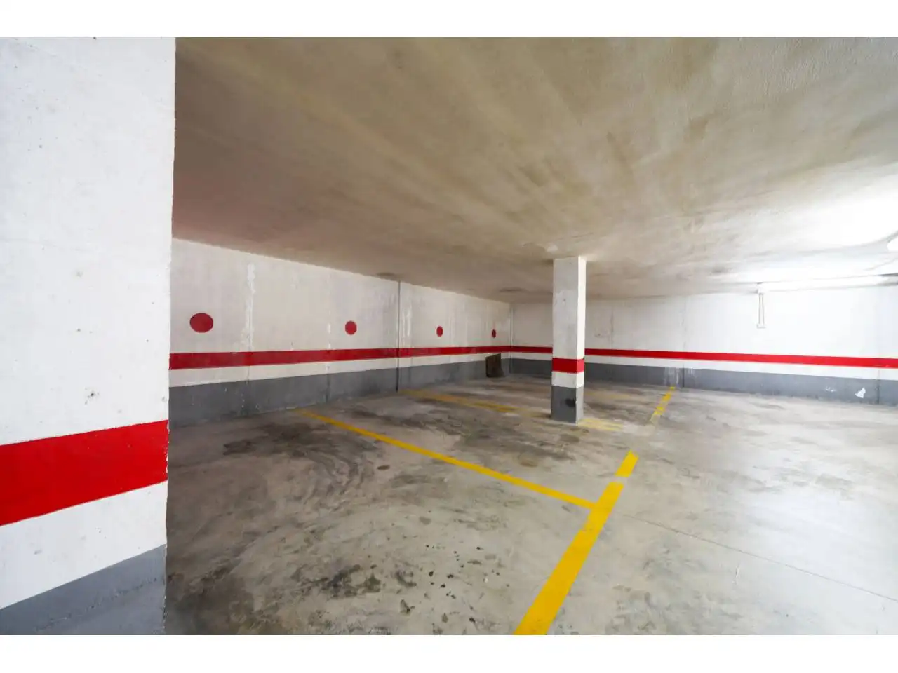 Parking de Oficina en venta en Valencia con Aire acondicionado y Calefacción