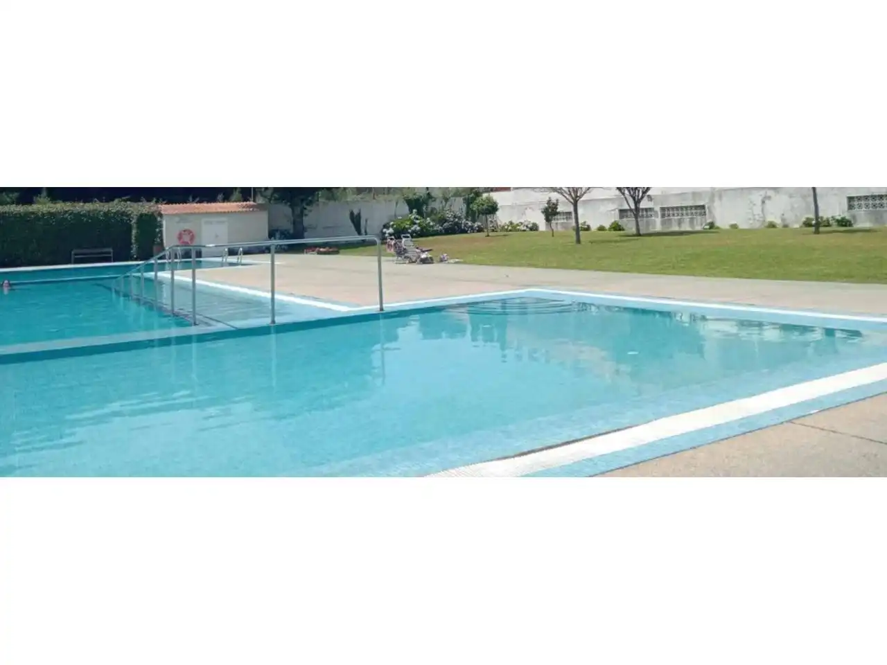 Piscina de Apartament en venda en Sanxenxo amb Jardí privat, Terrassa i Piscina