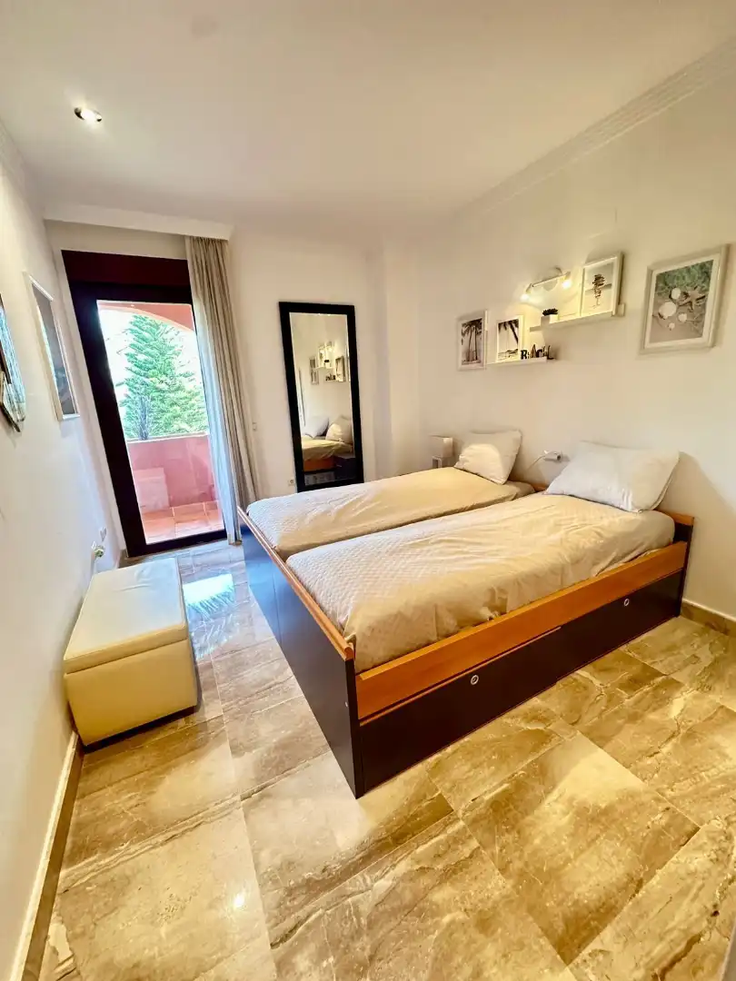 Piso con piscina en venta en Avenida Parque Selwo s/n, imagen 10
