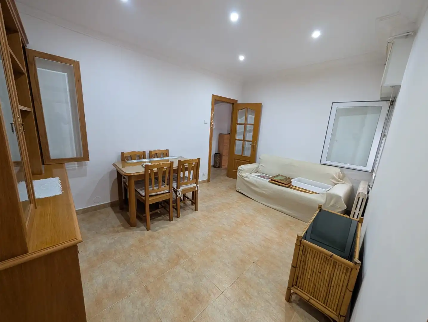 Sala d'estar de Pis de lloguer en Santander amb Calefacció, Moblat i Forn