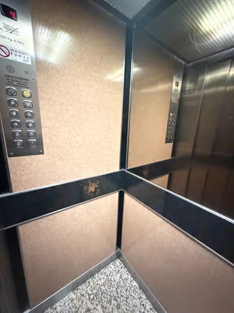 Piso en venta en Madrid con Aire acondicionado, Calefacción y Amueblado