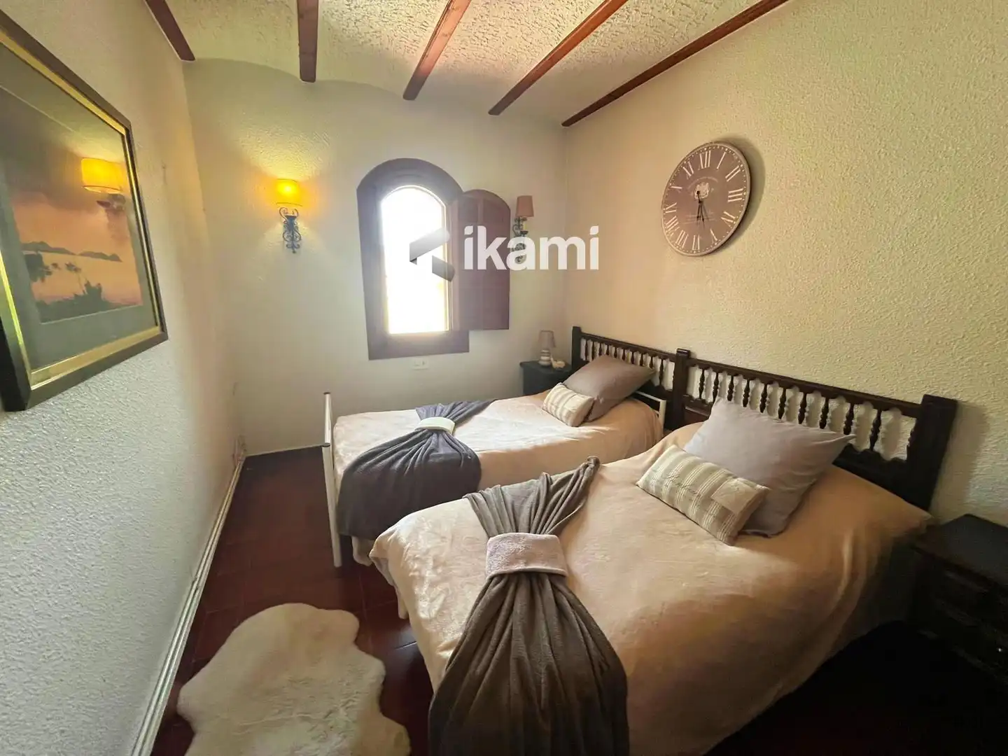 Habitación de Casa o chalet en venta en Elda con Calefacción, Trastero y Piscina