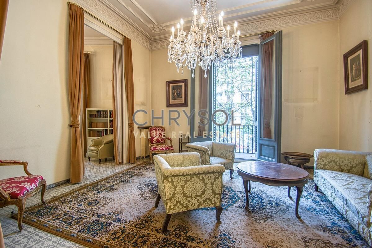Living room of Flat for sale in  Barcelona Capital  with Heating, Terrace and Storage room
