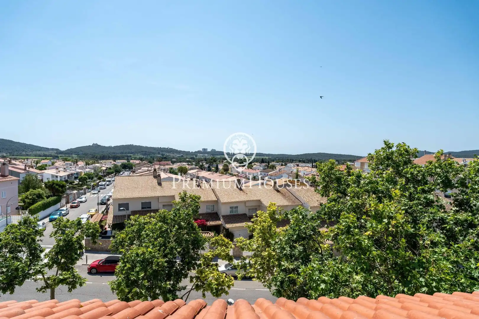 Exterior view of Attic for sale in Sant Pere de Ribes  with Heating, Private garden and Parquet flooring
