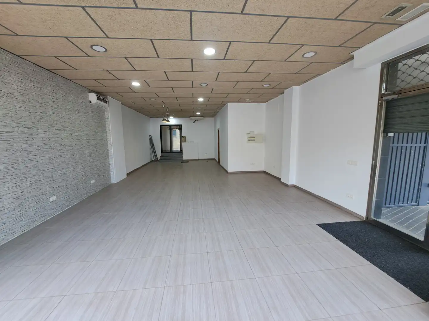 Locale commerciale in affitto a Tordera pueblo, imagen 2