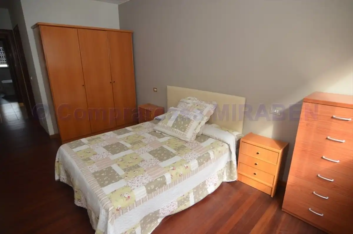 Bedroom of Flat for rent in Boiro, A Coruña