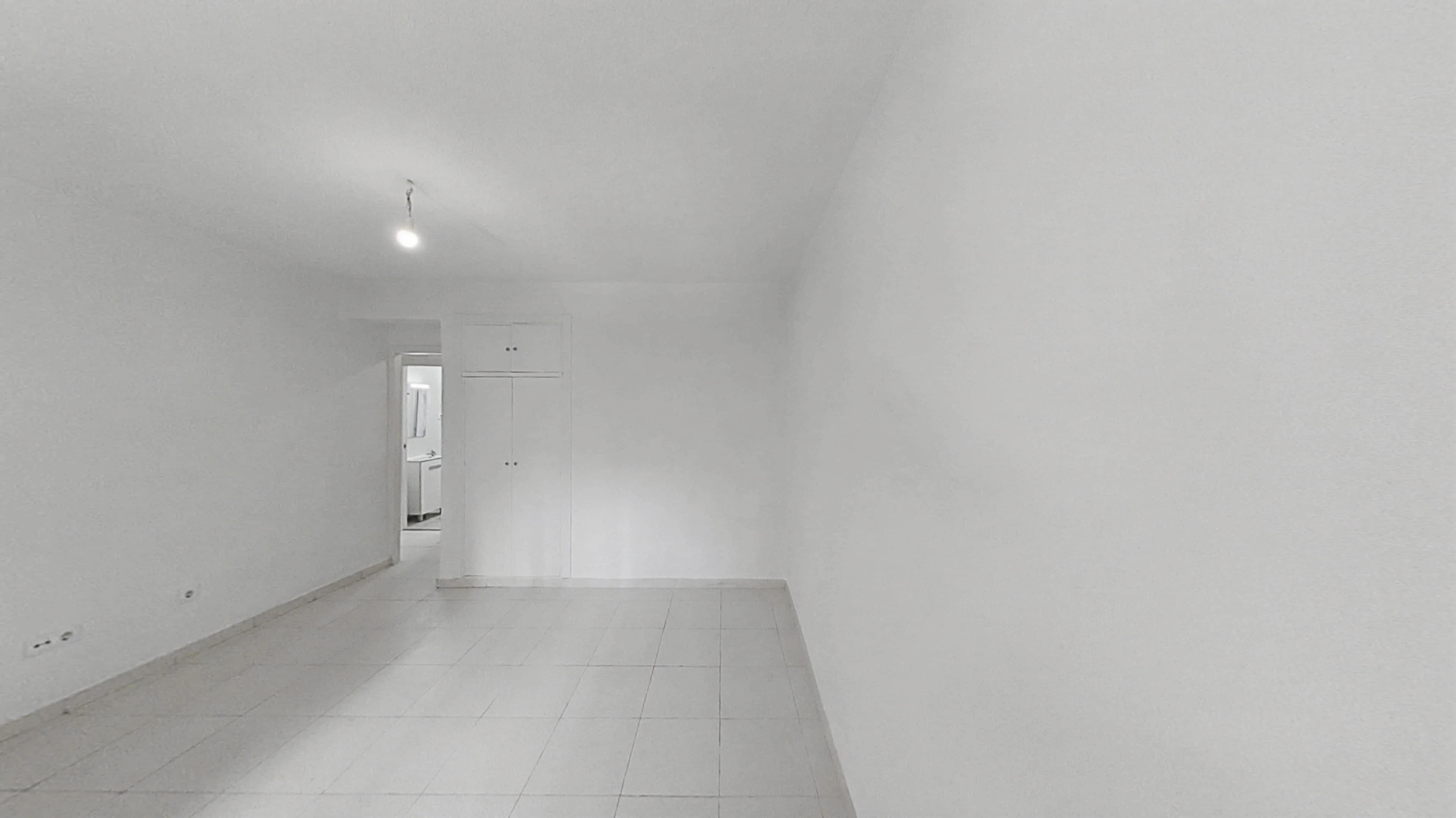 Pis de lloguer en  Madrid Capital amb Forn i Es permeten mascotes