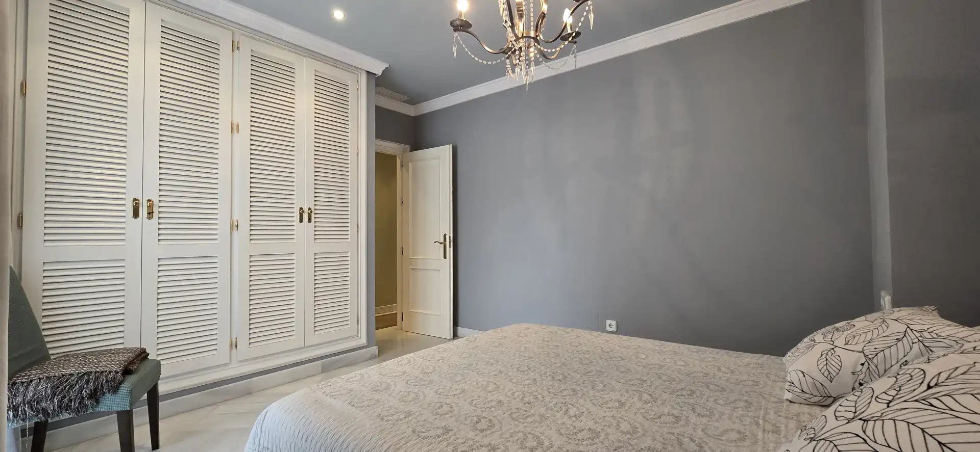 Habitación de Apartamento en venta en Torremolinos con Aire acondicionado, Calefacción y Terraza