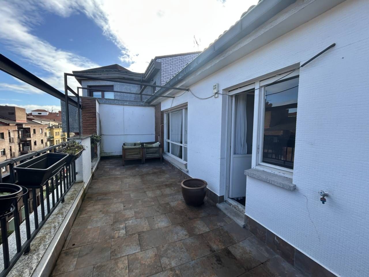 Attic to rent in Calle ASTURIAS, Parque San Francisco - Uría, Centro - Casco Histórico