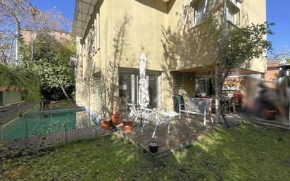 Jardí de Casa o xalet en venda en  Madrid Capital amb Calefacció, Jardí privat i Terrassa
