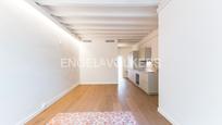 Sala d'estar de Apartament en venda en  Barcelona Capital amb Aire condicionat, Calefacció i Parquet