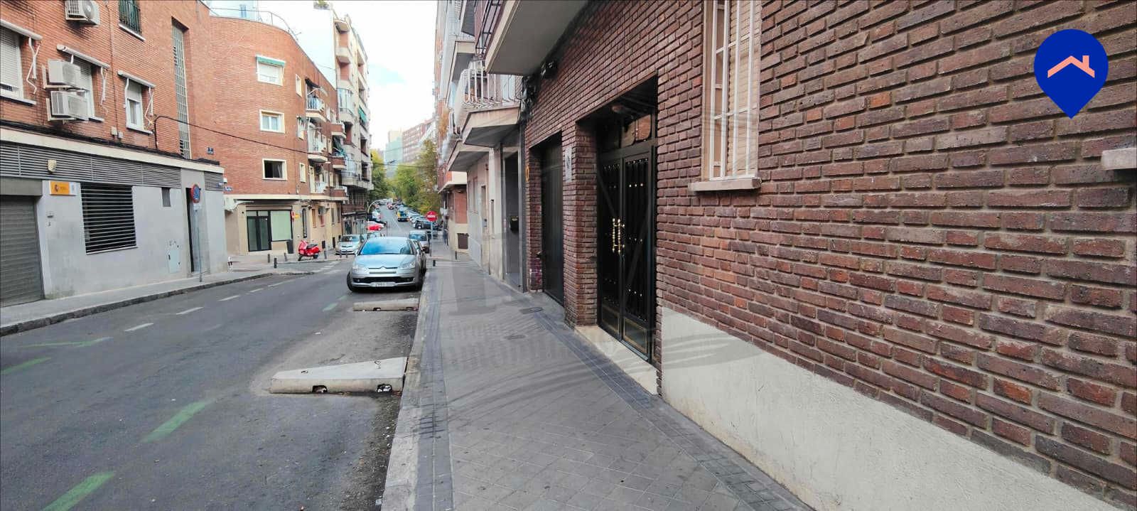 Vista exterior de Pis en venda en  Madrid Capital amb Aire condicionat, Calefacció i Parquet