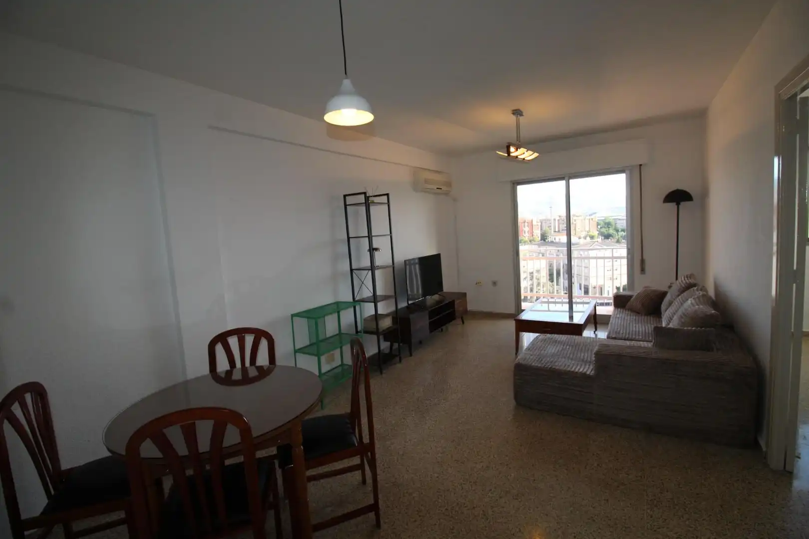 Flat for rent in Calle Palencia, , 11, Barrio de Zaidín