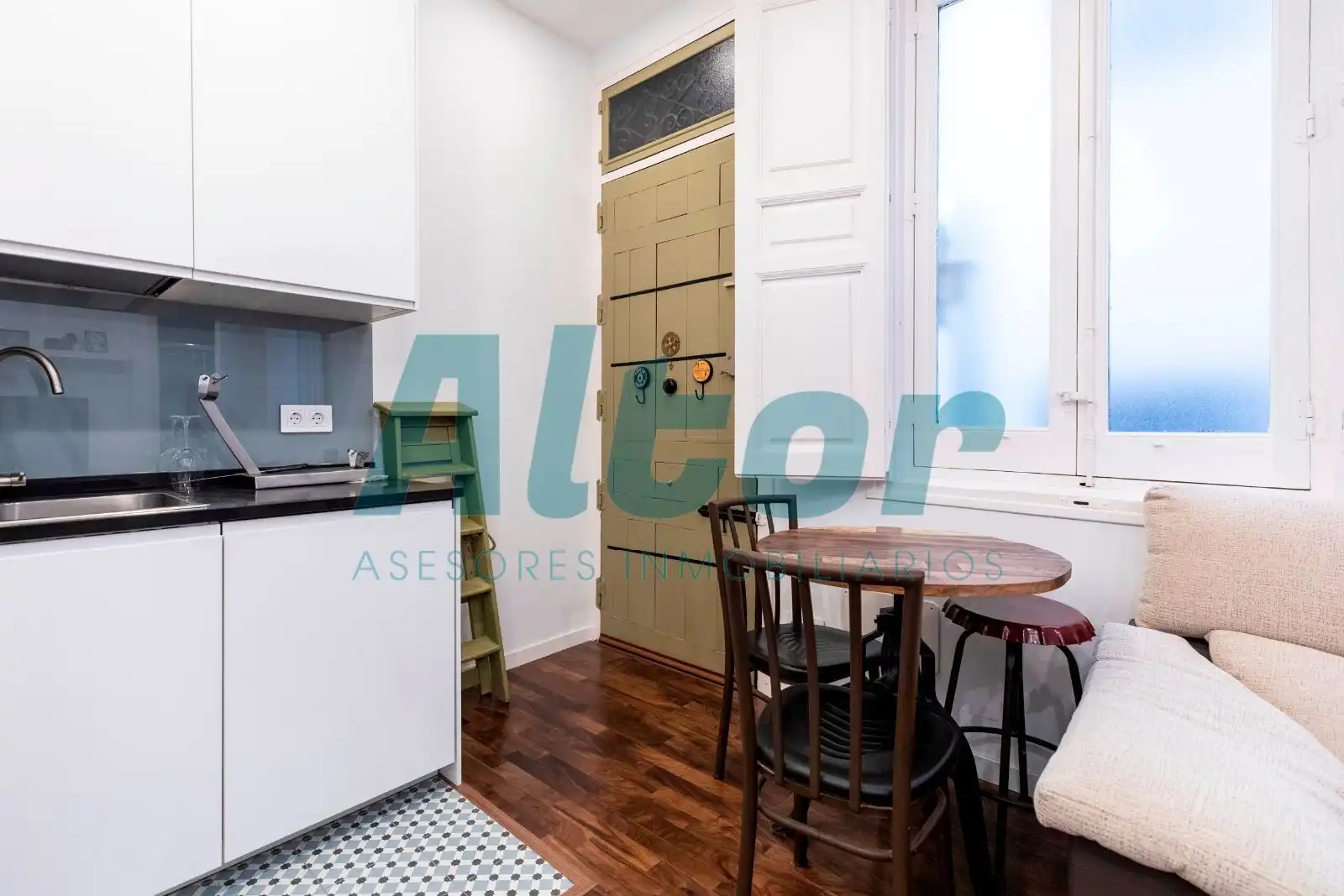 Piso en venta en DEL PRADO, Cortes - Huertas