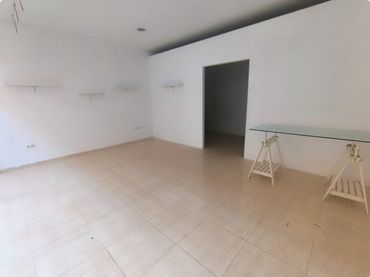 Local comercial de lloguer a Bellreguard