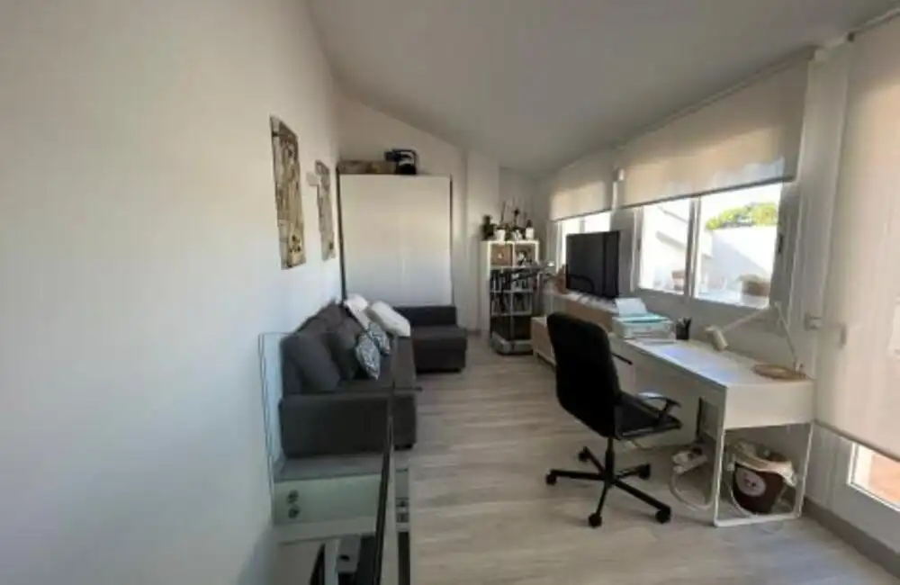Dormitori de Àtic en venda en Marbella amb Aire condicionat, Terrassa i Piscina