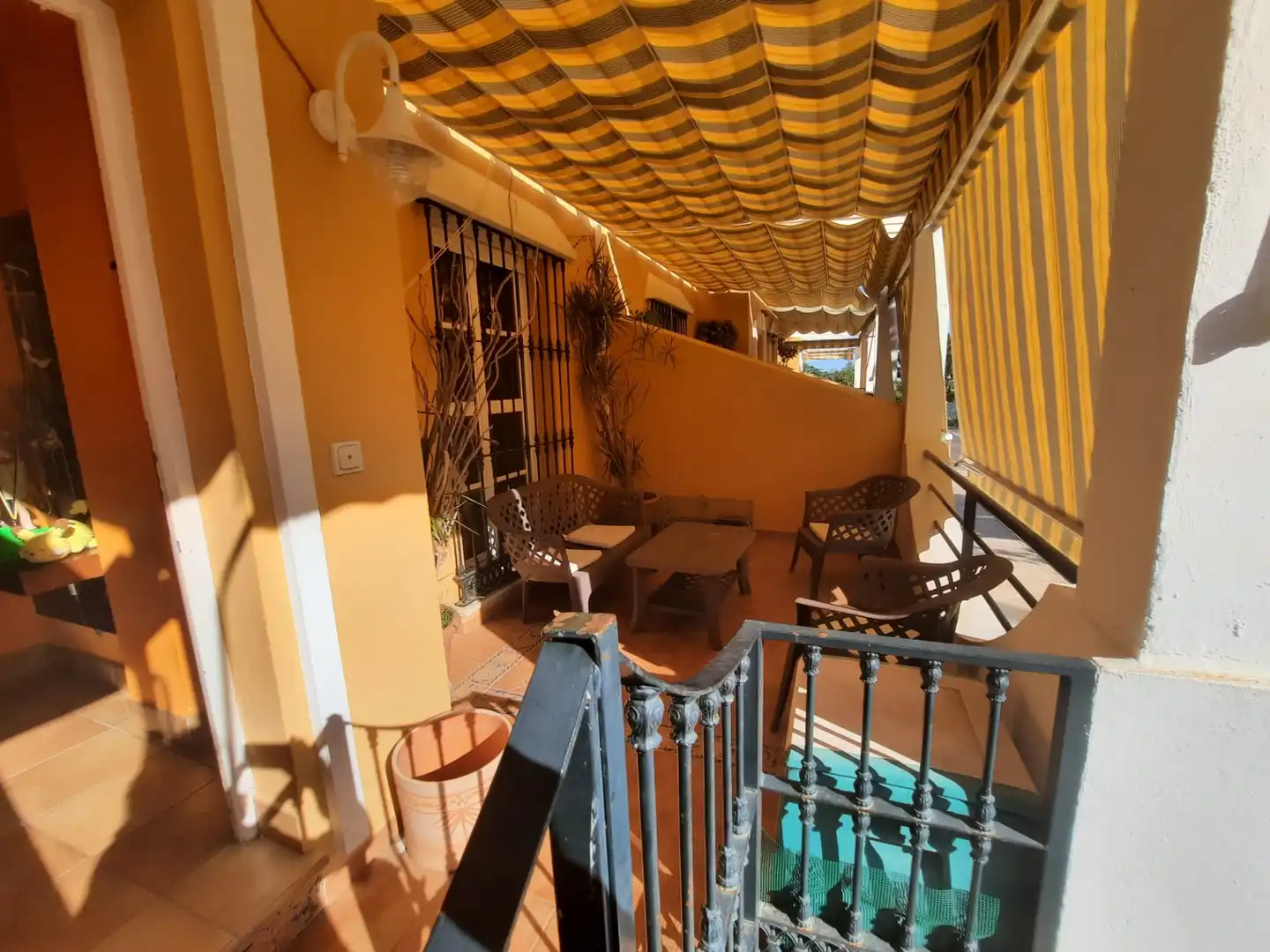 Terrassa de Casa adosada en venda en Torremolinos amb Aire condicionat, Calefacció i Traster
