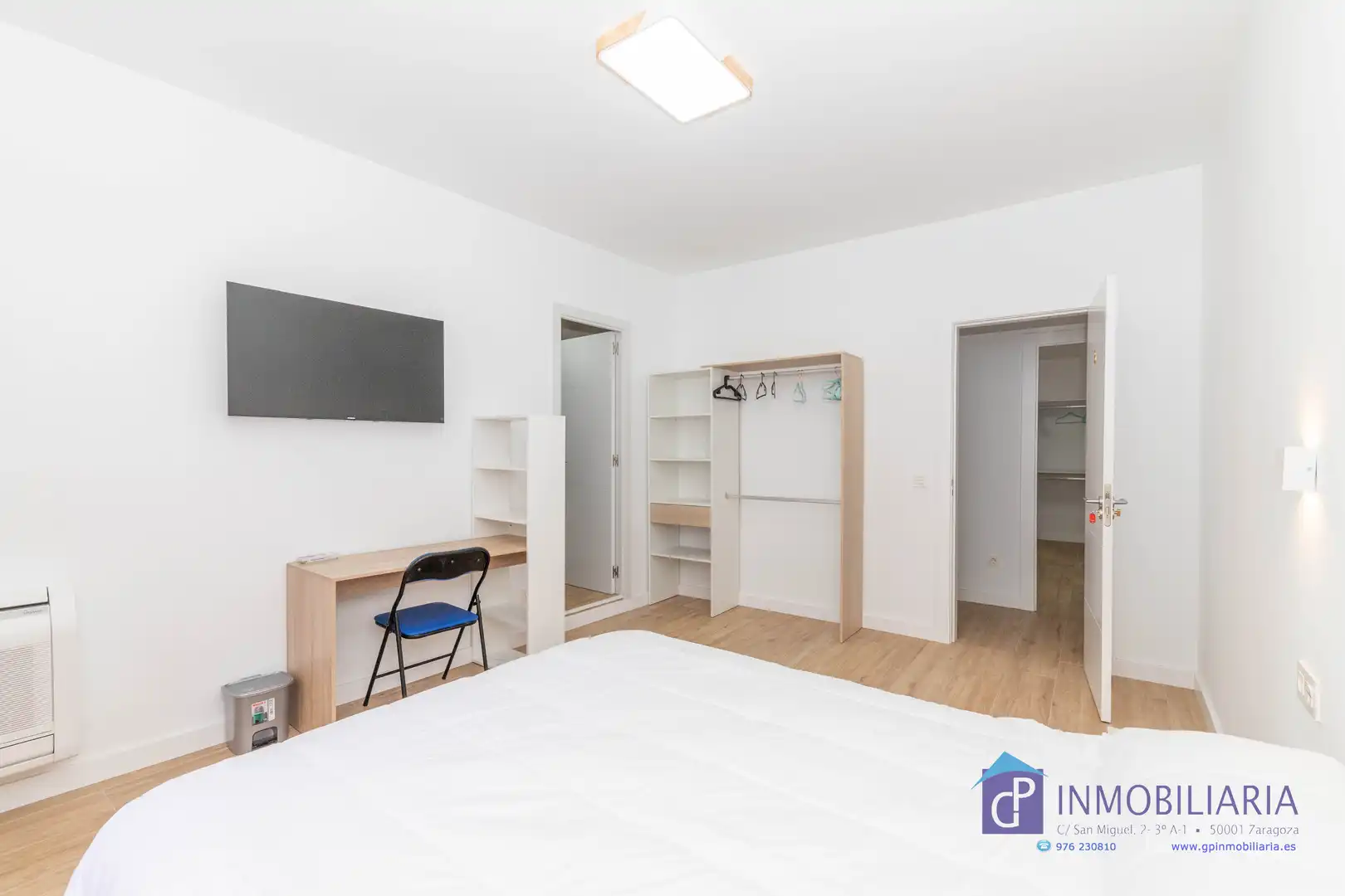 Flat for sale in Calle de Santiago, Alfonso