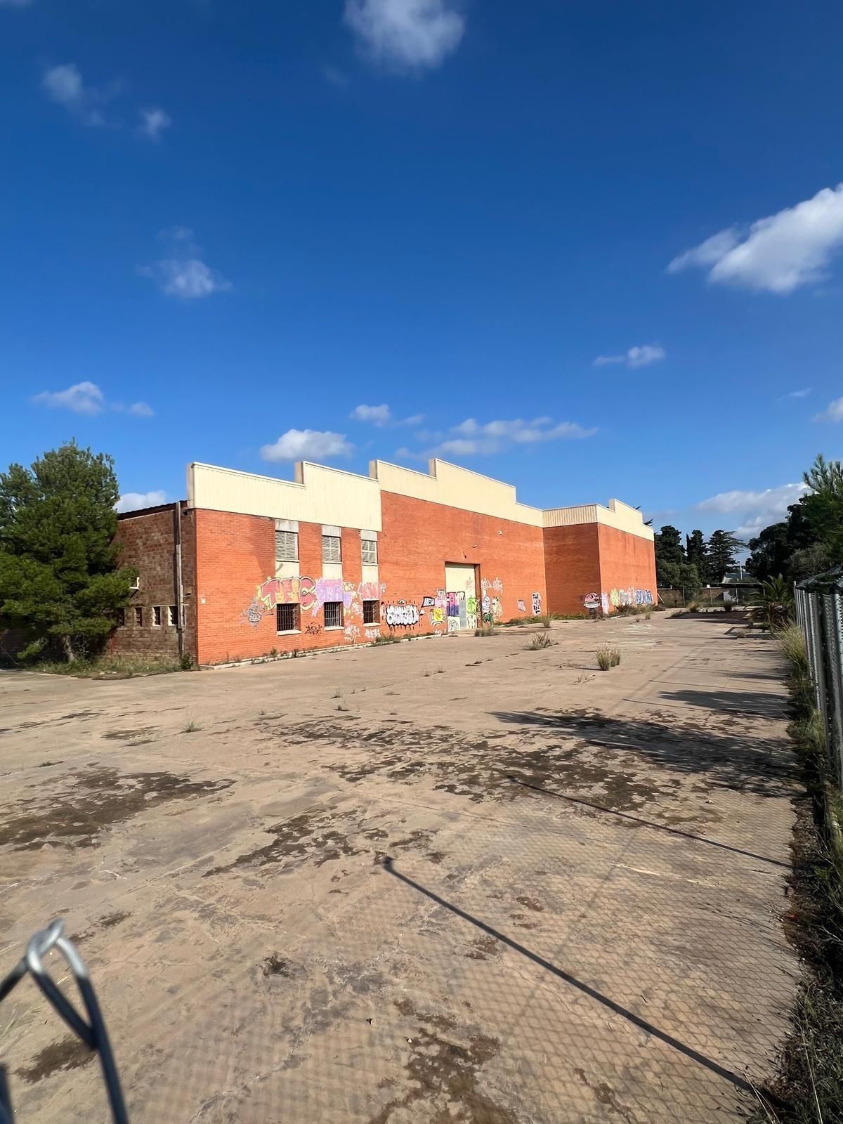 Exterior view of Industrial buildings for sale in Montbrió del Camp