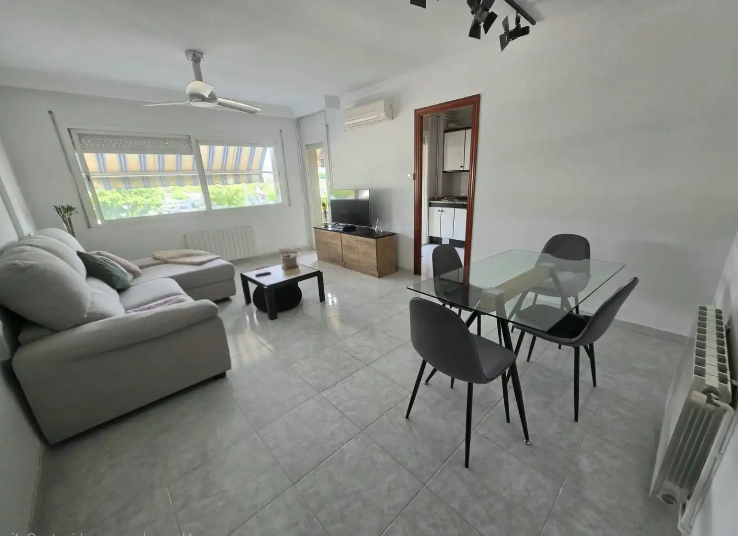 Piso con ascensor en venta en Plaça Agermanament 1, imagen 9