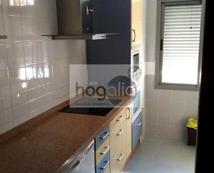Kitchen of Flat to rent in  Sevilla Capital  with Air Conditioner, Furnished and Balcony
