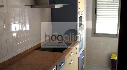 Photo 3 of Flat to rent in San Jerónimo - La Bachillera, Sevilla